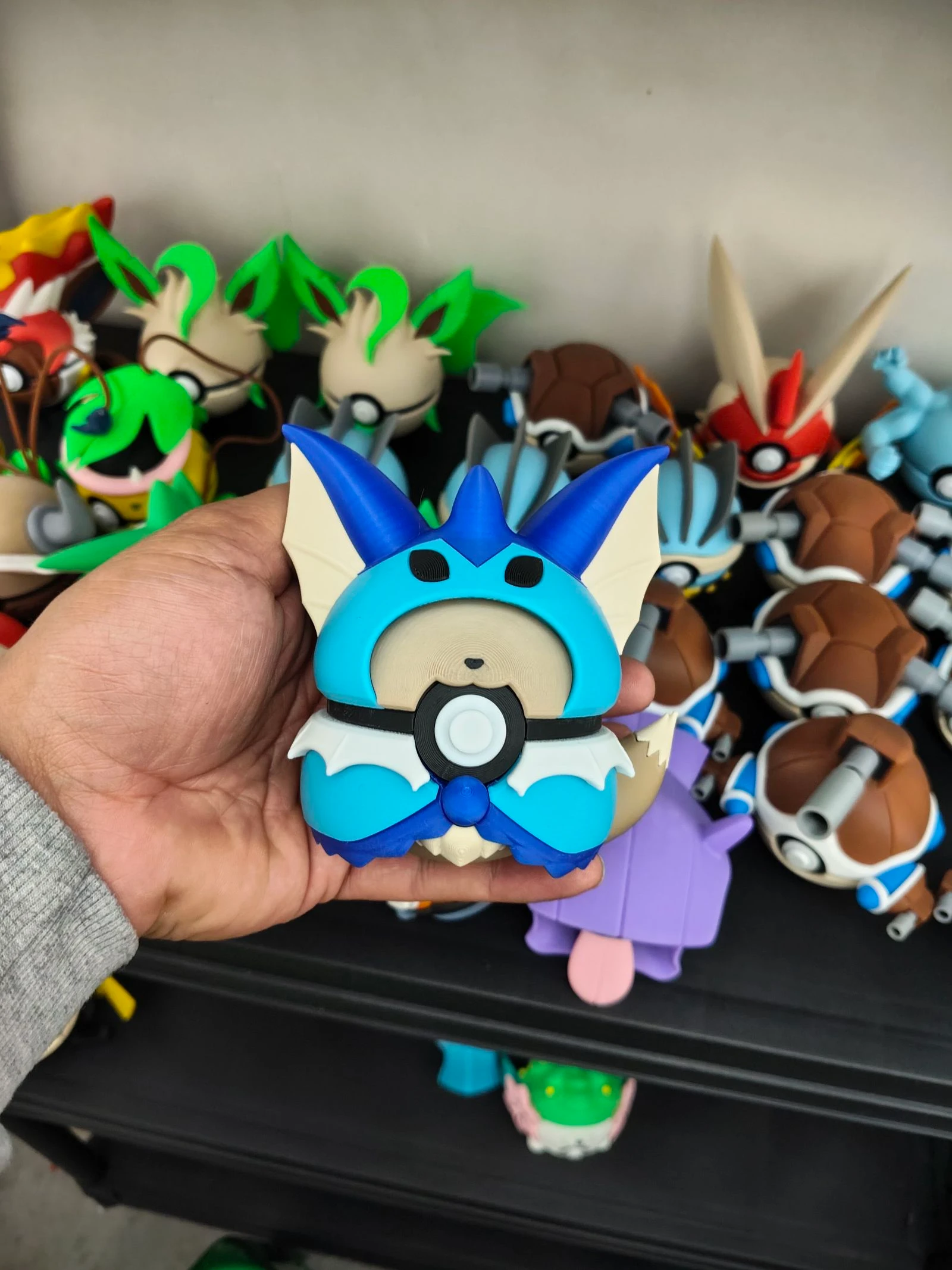 Vaporeon Eevee Pokeball Pokemon Poncho – photo 3